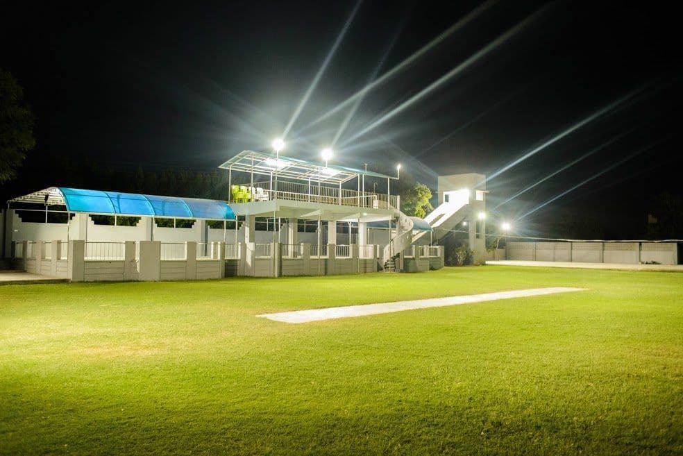 Ideal Farmhouse - Image 1